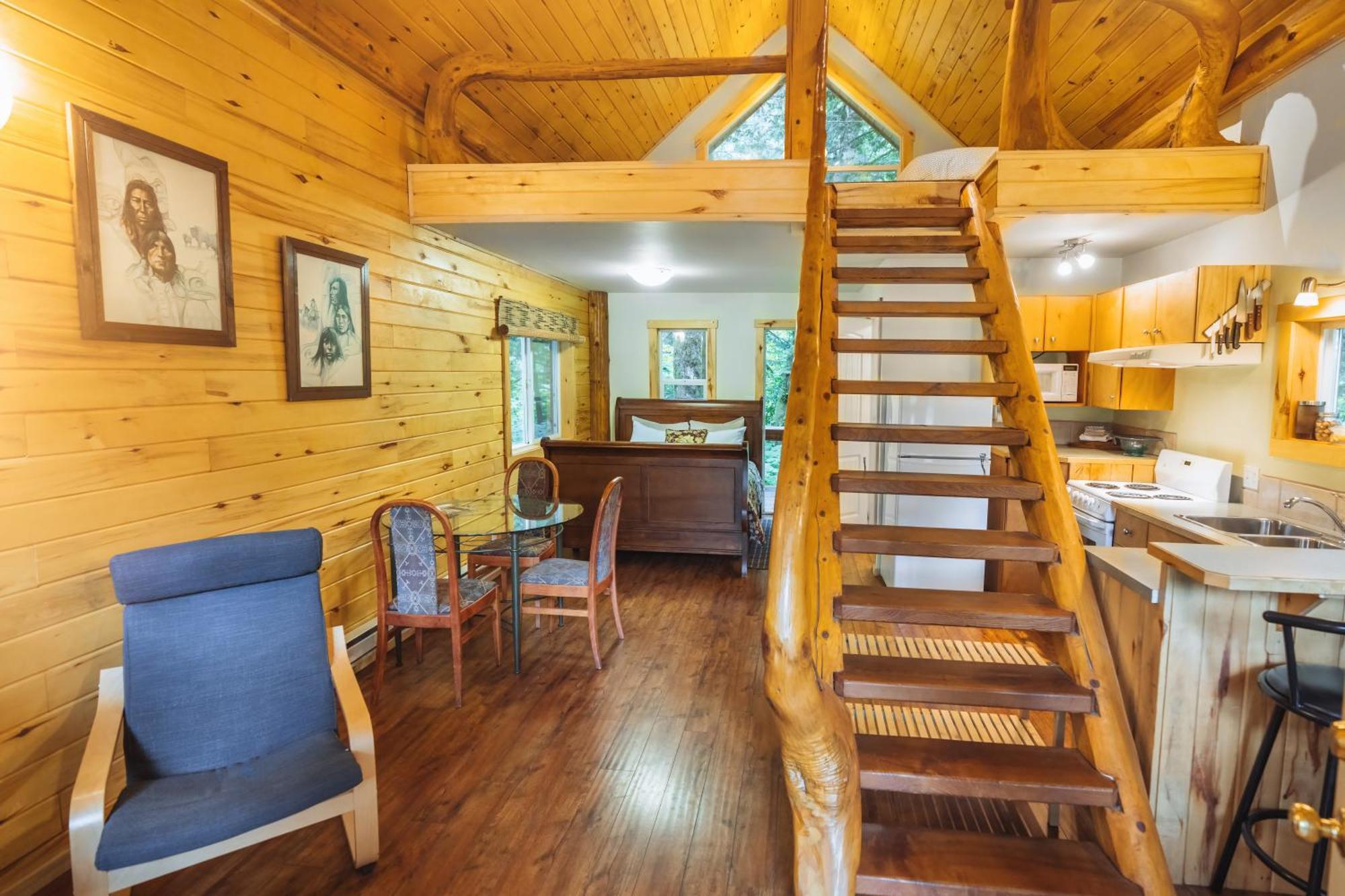 Bella Coola Grizzly Tours And Resort Hagensborg Bagian luar foto