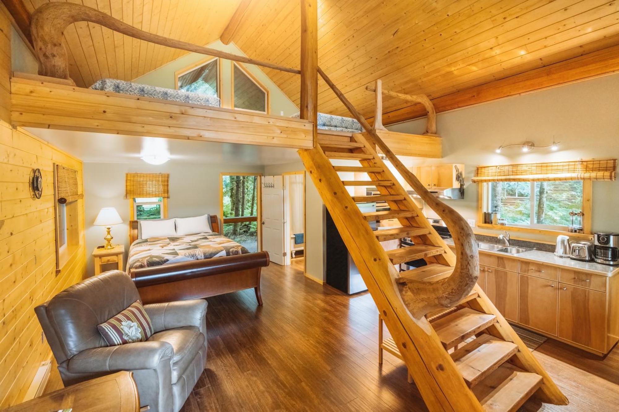 Bella Coola Grizzly Tours And Resort Hagensborg Bagian luar foto
