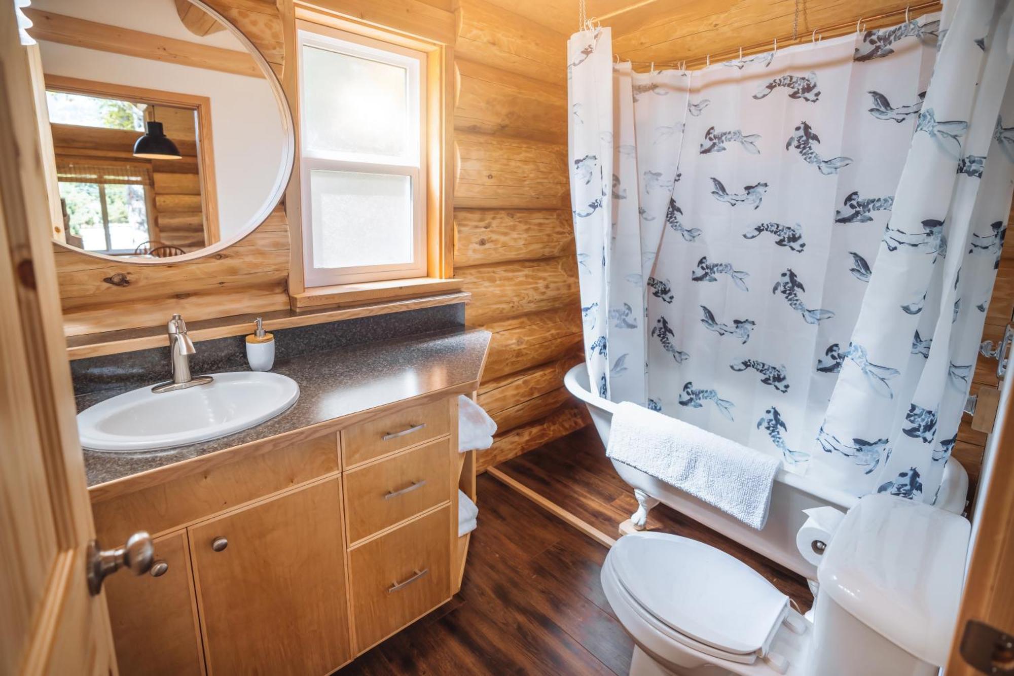 Bella Coola Grizzly Tours And Resort Hagensborg Bagian luar foto